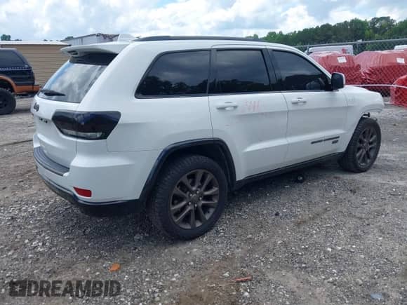 2016 Jeep Grand Cherokee Limited с VIN 1C4RJEBG1GC392636, выставлен на аукционе IAAI как лот 42531197 с пробегом 128 735 миль миль и . История ставок и продаж доступна на DreamBid. Изображение 4.