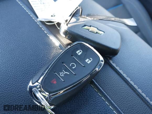 2023 Chevrolet Blazer RS с VIN 3GNKBKRS3PS220035, выставлен на аукционе IAAI как лот 41335553 с пробегом 21 739 миль миль и . История ставок и продаж доступна на DreamBid. Изображение 11.