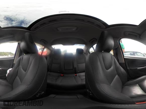 2015 Volvo S60 T5 Premier с VIN YV1612TB9F1302898, выставлен на аукционе IAAI как лот 42616685 с пробегом 34 446 миль миль и . История ставок и продаж доступна на DreamBid. Изображение 18.