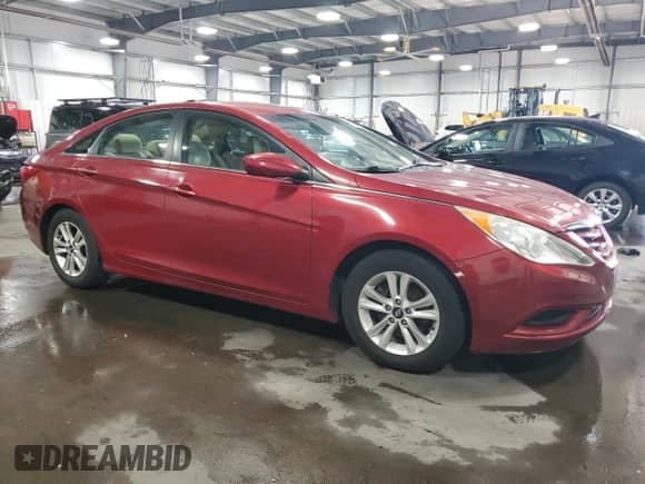 2012 Hyundai Sonata GLS z VIN 5NPEB4AC9CH424297, wystawiony jako Copart lot #81049745 z przebiegiem 242 626 mil mil oraz Szkoda całkowita • Salvage title. Historia ofert i sprzedaży dostępna na DreamBid. Obrazek 4.