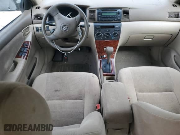 2005 Toyota Corolla LE с VIN 1NXBR32E85Z495603, выставлен на аукционе Copart как лот 82326485 с пробегом 265 483 миль миль и Списание • Salvage title. История ставок и продаж доступна на DreamBid. Изображение 8.