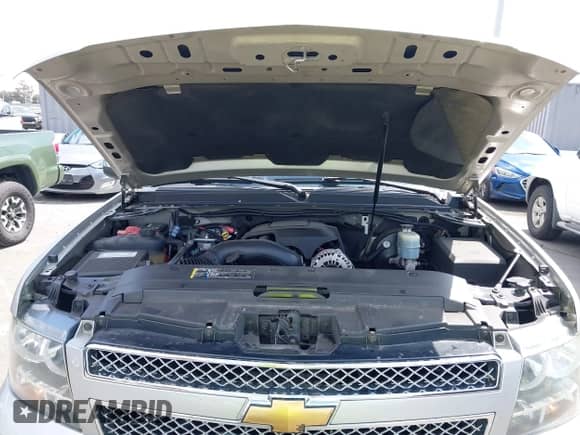 2007 Chevrolet Tahoe LS with VIN 1GNFK13097R355199, listed as a IAAI auction lot 43175608 with 139,953 mi miles and . Bid and sale history available at DreamBid. Image 10.