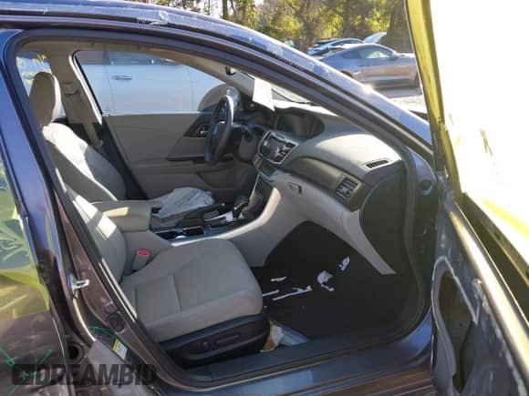 2014 Honda Accord EX-L with VIN 1HGCR2F8XEA068594, listed as a IAAI auction lot 43368017 with 122,041 mi miles and . Bid and sale history available at DreamBid. Image 5.