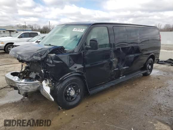 2009 Chevrolet Express Passenger z VIN 1GAHG39K291137624, wystawiony jako Copart lot #47557675 z przebiegiem 154 989 mil mil oraz Nie do naprawy • Non repairable. Historia ofert i sprzedaży dostępna na DreamBid. Obrazek 1.