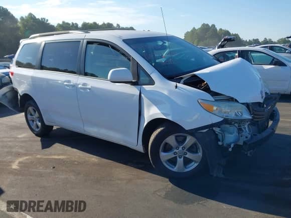 2012 Toyota Sienna with VIN 5TDKA3DC9CS011950, listed as a IAAI auction lot 43110593 with 109,667 mi miles and . Bid and sale history available at DreamBid. Image 1.