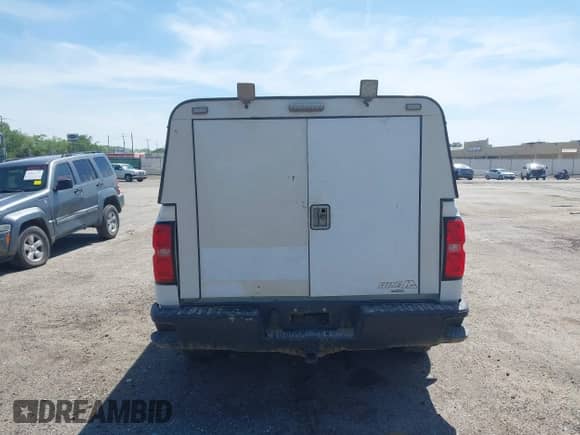 2018 Chevrolet Silverado 1500 Work Truck with VIN 1GCVKNEH1JZ336278, listed as a IAAI auction lot 42040938 with 69,684 mi miles and . Bid and sale history available at DreamBid. Image 16.
