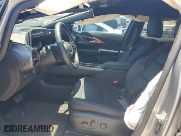 2025 Chevrolet Equinox EV RS с VIN 3GN7DSRP2SS175576, выставлен на аукционе Copart как лот 61650945 с пробегом 6 884 миль миль и Списание • Salvage title. История ставок и продаж доступна на DreamBid. Изображение 7.