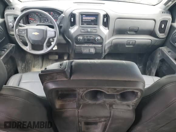 2020 Chevrolet Silverado 1500 Work Truck z VIN 1GCRWAEF7LZ343719, wystawiony jako Copart lot #58968395 z przebiegiem 122 411 mil mil oraz Szkoda całkowita • Salvage title. Historia ofert i sprzedaży dostępna na DreamBid. Obrazek 8.