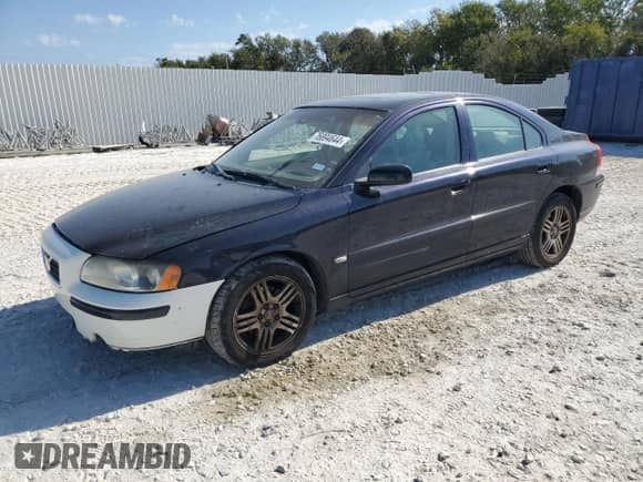 2005 Volvo S60 с VIN YV1RH592652464532, выставлен на аукционе Copart как лот 45497205 с пробегом 141 044 миль миль и Чистый • Clean title. История ставок и продаж доступна на DreamBid. Изображение 1.