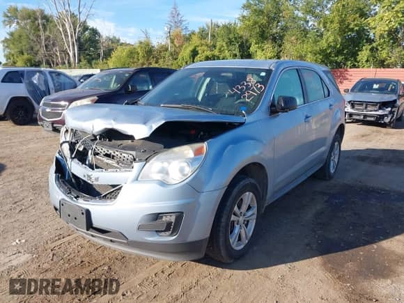 2015 Chevrolet Equinox LS z VIN 2GNFLEEK3F6233645, wystawiony jako IAAI lot #43382973 z przebiegiem 91 189 mil mil oraz . Historia ofert i sprzedaży dostępna na DreamBid. Obrazek 17.