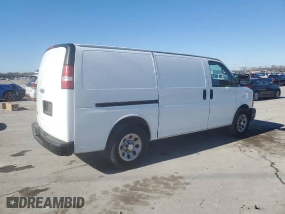 2013 Chevrolet City Express Cargo z VIN 1GCSGAF48D1179733, wystawiony jako Copart lot #89186355 z przebiegiem 28 404 mil mil oraz Szkoda całkowita • Salvage title. Historia ofert i sprzedaży dostępna na DreamBid. Obrazek 3.
