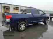 2011 Toyota Tundra с VIN 5TFUM5F12BX024765, выставлен на аукционе Copart как лот 81802395 с пробегом 174 553 миль миль и Списание • Salvage title. История ставок и продаж доступна на DreamBid. Изображение 3.