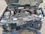 2001 Chevrolet Blazer LS z VIN 1GNCT18W71K130129, wystawiony jako Copart lot #85113764 z przebiegiem 65 992 mil mil oraz Czysty tytuł • Clean title. Historia ofert i sprzedaży dostępna na DreamBid. Obrazek 12.