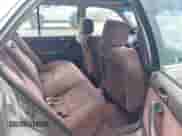 1993 Honda Accord LX z VIN JHMCB7658PC052390, wystawiony jako IAAI lot #43007376 z przebiegiem 276 373 mil mil oraz . Historia ofert i sprzedaży dostępna na DreamBid. Obrazek 8.