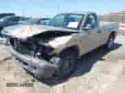 2003 Dodge Dakota z VIN 1D7FL16X13S358492, wystawiony jako IAAI lot #41903051 z przebiegiem 151 162 mil mil oraz . Historia ofert i sprzedaży dostępna na DreamBid. Obrazek 2.