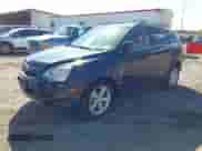 2014 Chevrolet Captiva Sport LT z VIN 3GNAL3EK1ES627272, wystawiony jako IAAI lot #43401535 z przebiegiem 144 872 mil mil oraz . Historia ofert i sprzedaży dostępna na DreamBid. Obrazek 2.