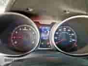 2013 Hyundai Veloster w/Black Int z VIN KMHTC6AD9DU147646, wystawiony jako Copart lot #58495585 z przebiegiem 121 781 mil mil oraz Szkoda całkowita • Salvage title. Historia ofert i sprzedaży dostępna na DreamBid. Obrazek 9.