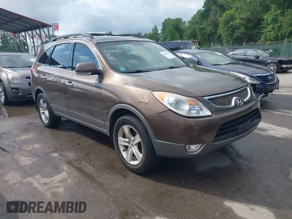 2010 Hyundai Veracruz Limited z VIN KM8NU4CCXAU135869, wystawiony jako IAAI lot #42183637 z przebiegiem 140 364 mil mil oraz . Historia ofert i sprzedaży dostępna na DreamBid. Obrazek 1.