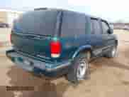 1998 Chevrolet Blazer LS with VIN 1GNCS13W6W2222740, listed as a IAAI auction lot 41766049 with 140,496 mi miles and . Bid and sale history available at DreamBid. Image 4.