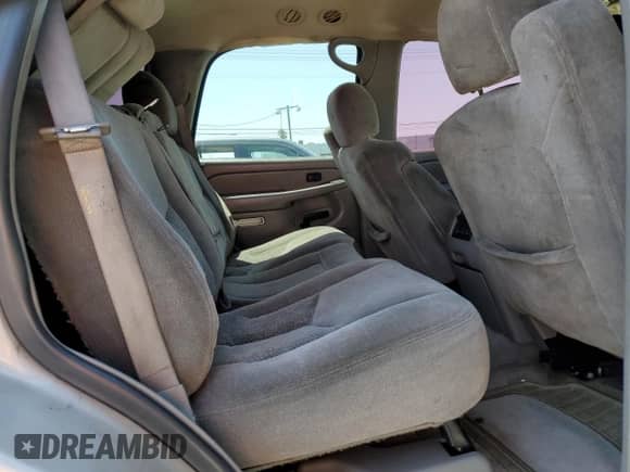2006 Chevrolet Tahoe LS z VIN 1GNEC13Z66J164344, wystawiony jako Copart lot #68510955 z przebiegiem 257 056 mil mil oraz Szkoda całkowita • Salvage title. Historia ofert i sprzedaży dostępna na DreamBid. Obrazek 11.