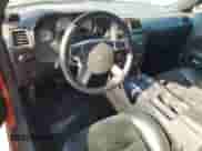 2008 Dodge Challenger SRT-8 z VIN 2B3LJ74W18H302133, wystawiony jako Copart lot #65542105 z przebiegiem 101 504 mil mil oraz Nie do naprawy • Non repairable. Historia ofert i sprzedaży dostępna na DreamBid. Obrazek 8.