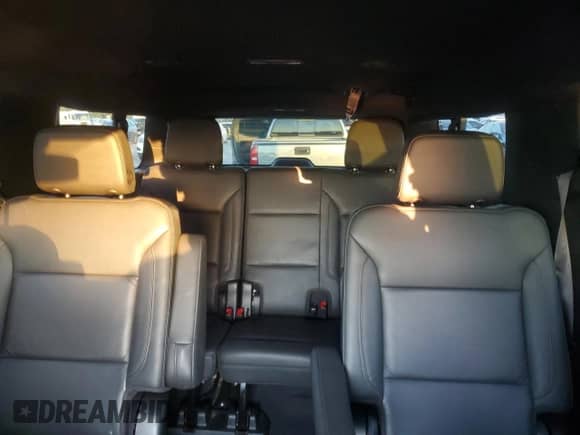 2021 Chevrolet Suburban Z71 z VIN 1GNSKDKD2MR450431, wystawiony jako Copart lot #90513745 z przebiegiem 93 897 mil mil oraz Szkoda całkowita • Salvage title. Historia ofert i sprzedaży dostępna na DreamBid. Obrazek 10.