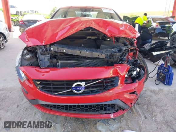 2018 Volvo S60 Dynamic с VIN YV140MTL8J2460974, выставлен на аукционе IAAI как лот 41535457 с пробегом 59 272 миль миль и . История ставок и продаж доступна на DreamBid. Изображение 6.