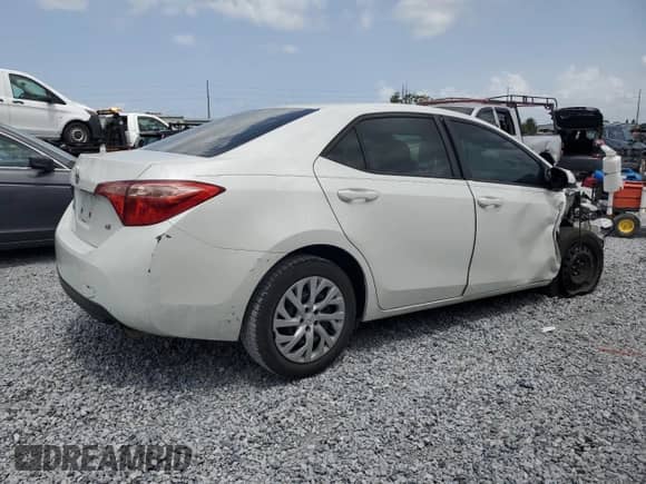 2019 Toyota Corolla L z VIN 5YFBURHE6KP945688, wystawiony jako Copart lot #59620795 z przebiegiem 109 349 mil mil oraz Nie do naprawy • Non repairable. Historia ofert i sprzedaży dostępna na DreamBid. Obrazek 3.