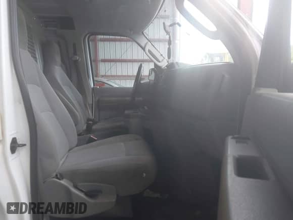 2011 Ford Econoline Cargo Commercial с VIN 1FTNE2EW4BDA87672, выставлен на аукционе IAAI как лот 42799462 с пробегом 265 633 миль миль и . История ставок и продаж доступна на DreamBid. Изображение 5.