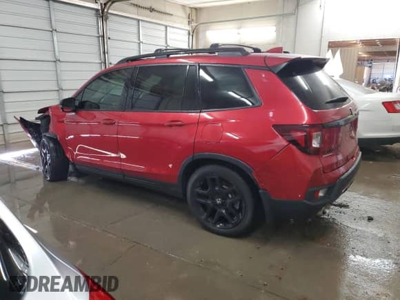 2024 Honda Passport Black Edition with VIN 5FNYF8H81RB018256, listed as a Copart auction lot 47196055 with 4,656 mi miles and Salvage title. Bid and sale history available at DreamBid. Image 2.