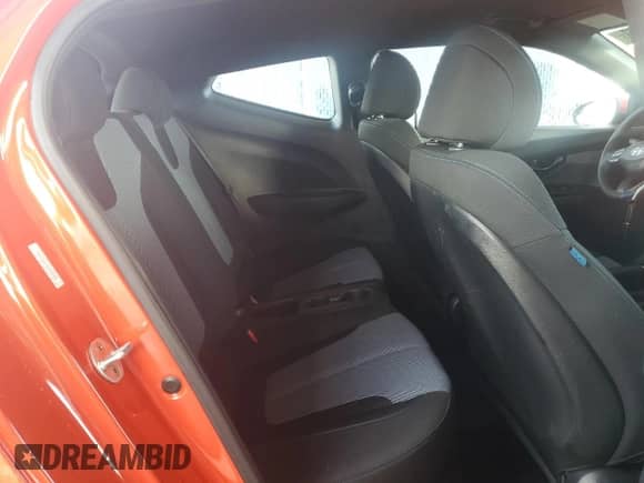 2021 Hyundai Veloster 2.0 z VIN KMHTG6AF3MU032207, wystawiony jako Copart lot #82187653 z przebiegiem 21 902 mil mil oraz . Historia ofert i sprzedaży dostępna na DreamBid. Obrazek 10.