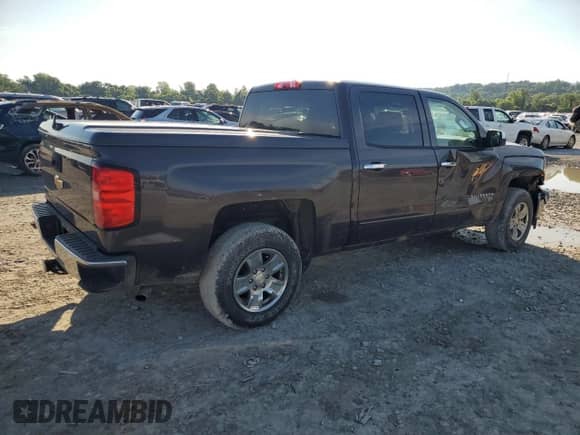 2015 Chevrolet Silverado 1500 LT z VIN 3GCUKREH1FG346559, wystawiony jako Copart lot #61544155 z przebiegiem 201 330 mil mil oraz Szkoda całkowita • Salvage title. Historia ofert i sprzedaży dostępna na DreamBid. Obrazek 3.