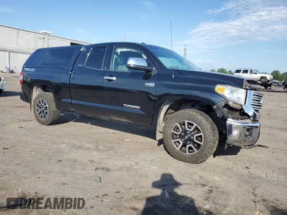 2016 Toyota Tundra Limited z VIN 5TFBY5F19GX522870, wystawiony jako Copart lot #64887995 z przebiegiem 64 532 mil mil oraz Szkoda całkowita • Salvage title. Historia ofert i sprzedaży dostępna na DreamBid. Obrazek 4.