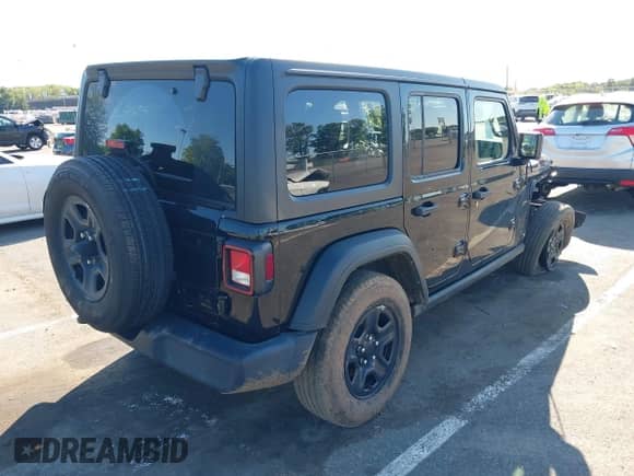 2022 Jeep Wrangler Unlimited Willys with VIN 1C4HJXDN4NW255589, listed as a IAAI auction lot 42307438 with 28,550 mi miles and . Bid and sale history available at DreamBid. Image 4.