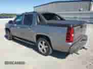 2008 Chevrolet Avalanche LTZ z VIN 3GNFK12348G255380, wystawiony jako Copart lot #82228655 z przebiegiem 234 910 mil mil oraz Szkoda całkowita • Salvage title. Historia ofert i sprzedaży dostępna na DreamBid. Obrazek 2.
