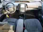 2020 Toyota Prius LE z VIN JTDKARFPXL3139506, wystawiony jako Copart lot #90071985 z przebiegiem 46 244 mil mil oraz Szkoda całkowita • Salvage title. Historia ofert i sprzedaży dostępna na DreamBid. Obrazek 8.