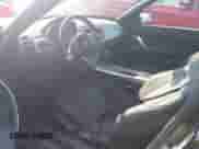 2003 BMW Z4 2.5i z VIN 4USBT33473LS46637, wystawiony jako IAAI lot #42983013 z przebiegiem 66 448 mil mil oraz . Historia ofert i sprzedaży dostępna na DreamBid. Obrazek 8.