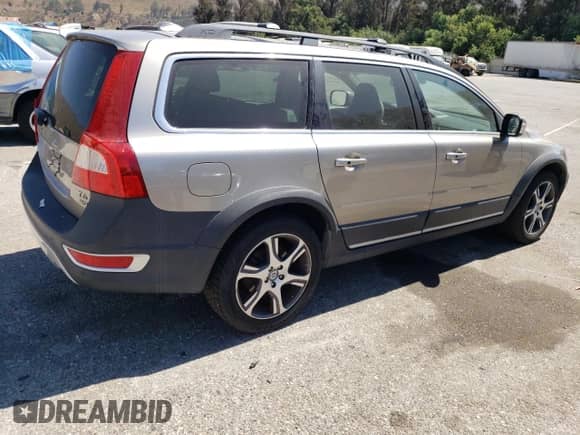2013 Volvo XC70 T6 with VIN YV4902BZ6D1153283, listed as a Copart auction lot 72032835 with 20,235 mi miles and Salvage title. Bid and sale history available at DreamBid. Image 3.