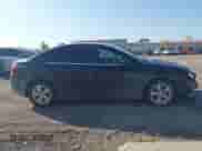 2016 Chevrolet Cruze LT z VIN 1G1PE5SB3G7120008, wystawiony jako IAAI lot #43240182 z przebiegiem 160 962 mil mil oraz . Historia ofert i sprzedaży dostępna na DreamBid. Obrazek 13.