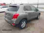 2022 Chevrolet Trax LT с VIN KL7CJLSM2NB563216, выставлен на аукционе IAAI как лот 41702010 с пробегом 19 937 миль миль и . История ставок и продаж доступна на DreamBid. Изображение 4.