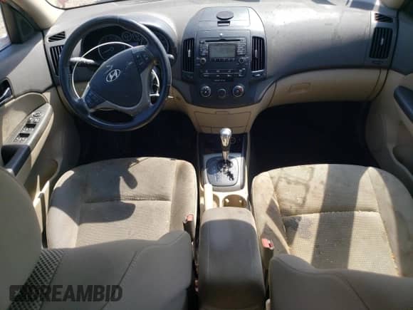 2009 Hyundai Elantra Touring с VIN KMHDC86E09U040543, выставлен на аукционе Copart как лот 68292185 с пробегом 108 458 миль миль и Списание • Salvage title. История ставок и продаж доступна на DreamBid. Изображение 8.
