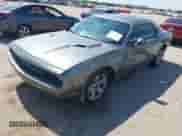 2011 Dodge Challenger z VIN 2B3CJ4DG5BH603714, wystawiony jako IAAI lot #43386407 z przebiegiem 184 050 mil mil oraz . Historia ofert i sprzedaży dostępna na DreamBid. Obrazek 17.