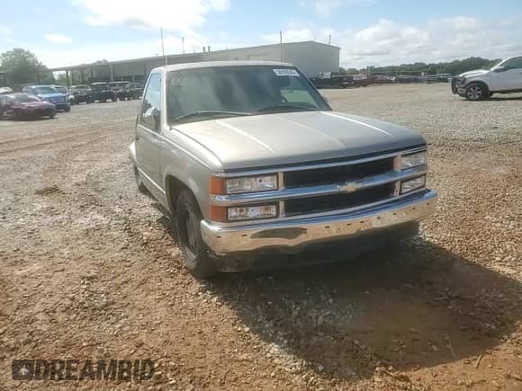 1998 Chevrolet Silverado 1500 с VIN 1GCEC14W7WZ262880, выставлен на аукционе Copart как лот 56596265 с пробегом 218 720 миль миль и Списание • Salvage title. История ставок и продаж доступна на DreamBid. Изображение 13.