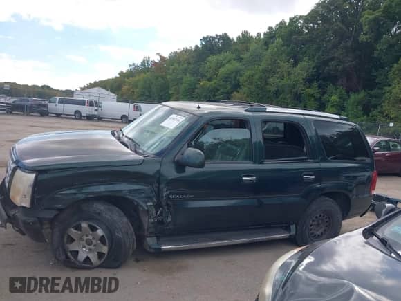 2002 Cadillac Escalade with VIN 1GYEK63N22R176180, listed as a IAAI auction lot 43382116 with 192,012 mi miles and . Bid and sale history available at DreamBid. Image 15.