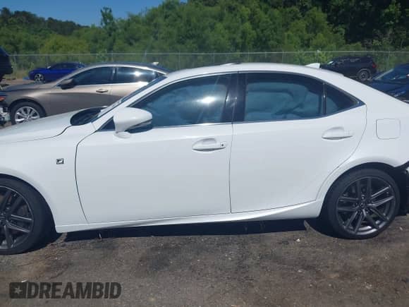 2019 Lexus IS 350 с VIN JTHBZ1D21K5034050, выставлен на аукционе IAAI как лот 42306165 с пробегом 75 886 миль миль и . История ставок и продаж доступна на DreamBid. Изображение 14.