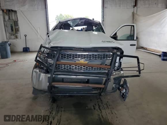 2019 Chevrolet Silverado 2500HD Work Truck с VIN 2GC2KREGXK1134552, выставлен на аукционе Copart как лот 52749075 с пробегом 163 372 миль миль и На запчасти • Non repairable. История ставок и продаж доступна на DreamBid. Изображение 5.