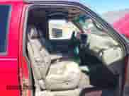 1996 Chevrolet Suburban с VIN 3GNEC16R7TG126677, выставлен на аукционе IAAI как лот 42815278 с пробегом 243 454 миль миль и . История ставок и продаж доступна на DreamBid. Изображение 5.