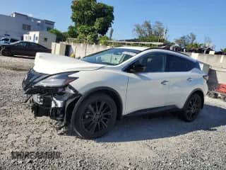 2024 Nissan Murano SV with VIN 5N1AZ2BS5RC111297, listed as a Copart auction lot 60994305 with 5,539 mi miles and Salvage title. Bid and sale history available at DreamBid. Image 1.