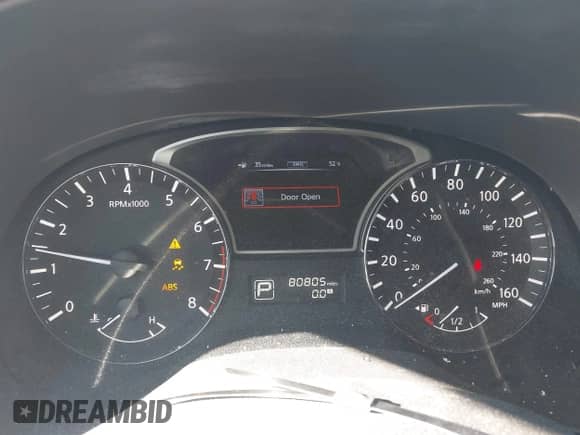 2013 Nissan Pathfinder SV z VIN 5N1AR2MM0DC613027, wystawiony jako IAAI lot #43562038 z przebiegiem 80 805 mil mil oraz . Historia ofert i sprzedaży dostępna na DreamBid. Obrazek 7.