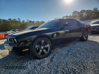 2013 Dodge Challenger SXT с VIN 2C3CDYAG5DH692211, выставлен на аукционе Copart как лот 82723785 с пробегом 193 920 миль миль и Чистый • Clean title. История ставок и продаж доступна на DreamBid. Изображение 1.